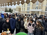 В студенческом городке Университета отметили Масленицу 