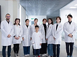 Ученики школы «Медзнайка» посетили лабораторию «Структура ткани»