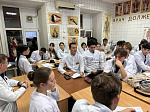На кафедре анатомии завершилась серия мастер - классов "Первые шаги в науку"