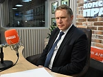 Министр здравоохранения РФ Михаил Мурашко в большом интервью рассказал о ликвидации дефицита кадров, внедрении ИИ в лечение и новом качестве терапевтов 