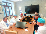 В Клинике БГМУ состоялось рабочее совещание торакальных хирургов и ректора ЛГМУ Александра Торба