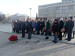 Торжественная церемония возложения цветов к памятнику генерал-майора героя России Минигали Шаймуратова