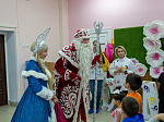 Магистранты БГМУ устроили празднование Нового года для детей в Республиканском ресурсном центре «Семья»